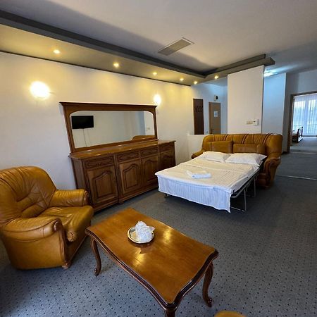 Hotel Vestem Bagian luar foto