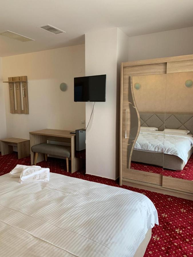 Hotel Vestem Bagian luar foto