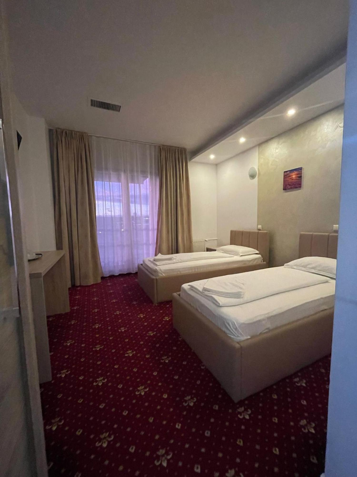 Hotel Vestem Bagian luar foto