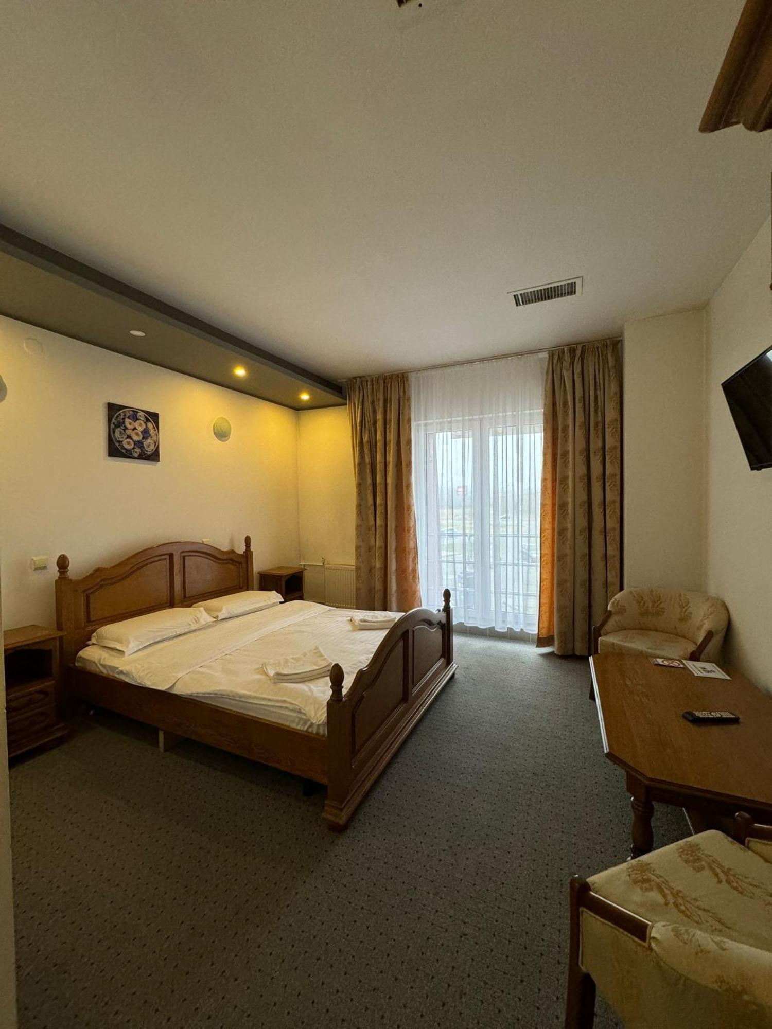 Hotel Vestem Bagian luar foto