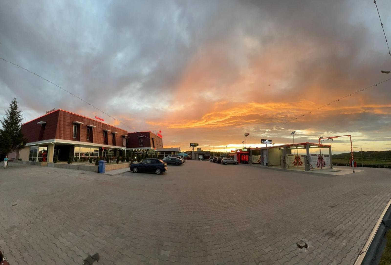 Hotel Vestem Bagian luar foto